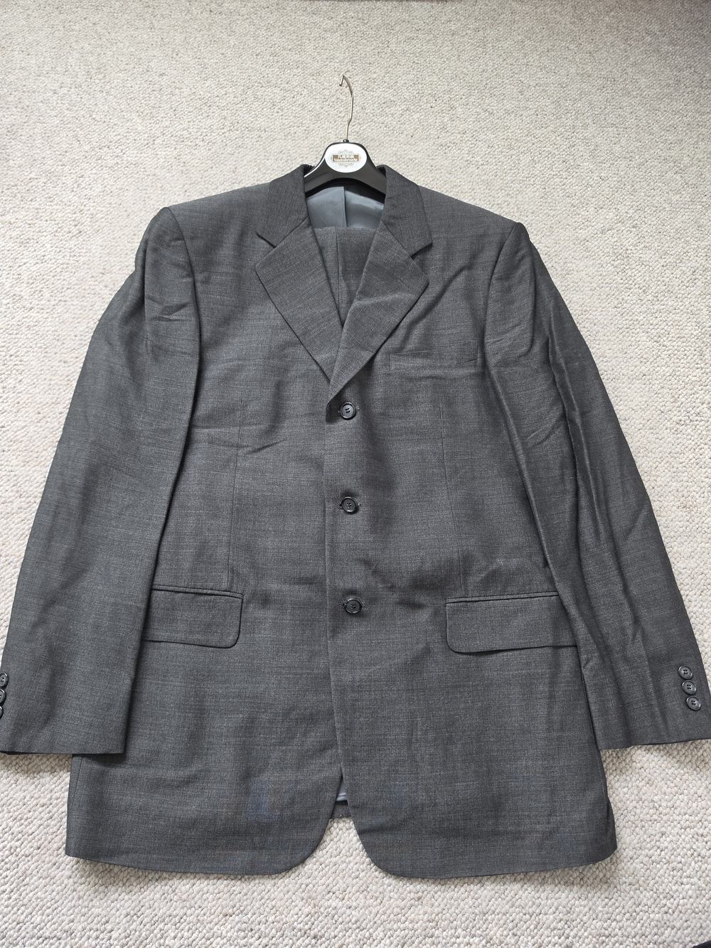 Vintage Vandenbroucke Gray Suit – Blazer + Trousers – Size 42R – Made in Taiwan